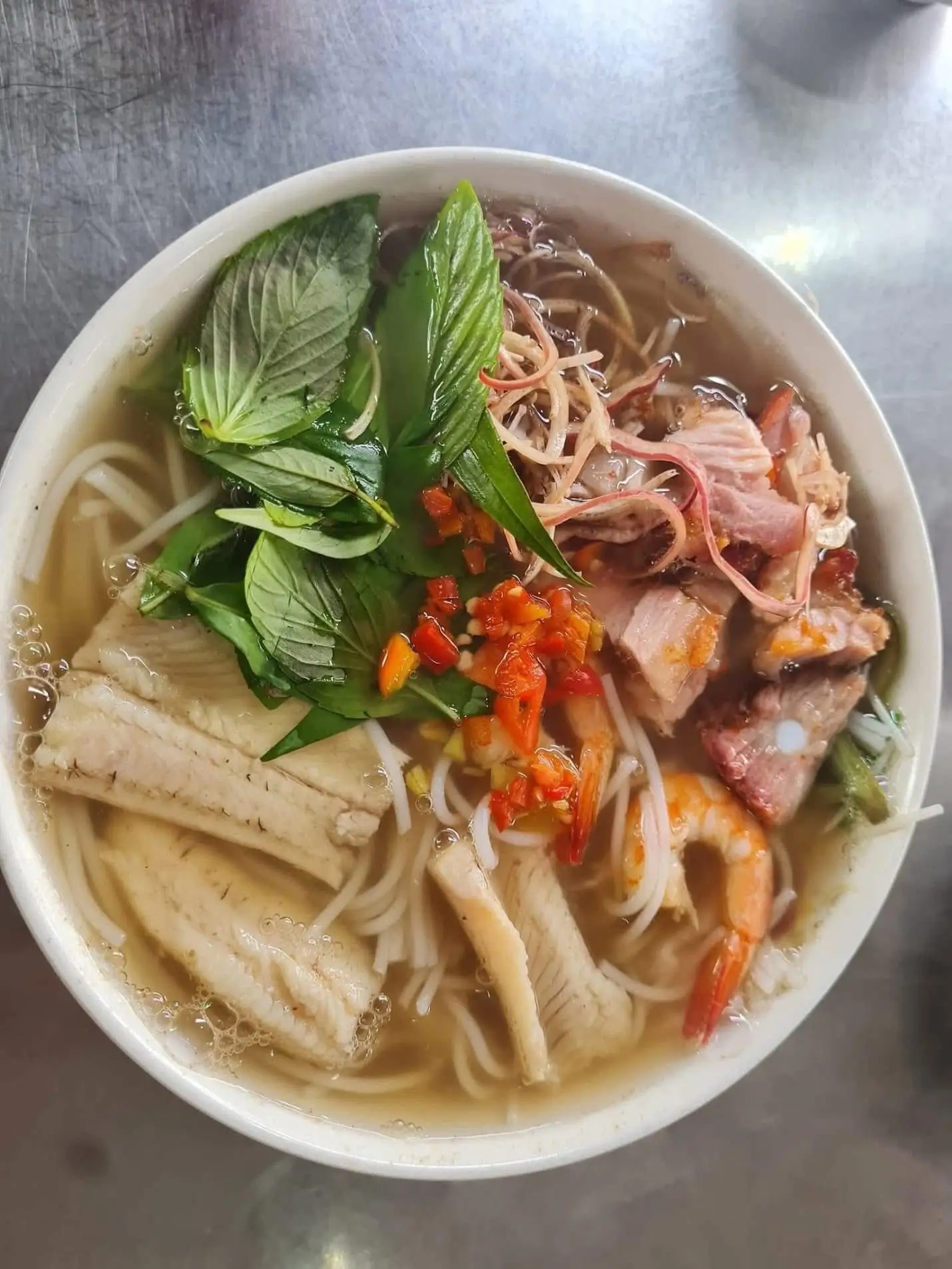 Bún nước lèo cá - 78.000 ₫ tại Bún Nước Lèo Đặc Sản Sóc Trăng Cô Thuý - Phạm Thế Hiển