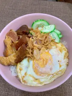 Hình ảnh Xôi thịt kho - trứng ốp