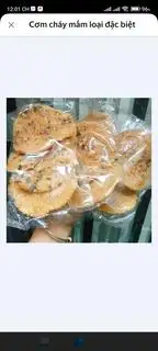 Cơm cháy mắm - bịch 3 miếng - 14.000 ₫ tại Bánh Crepe Sầu Riêng Huyền Tuyết - Nguyễn Khoái