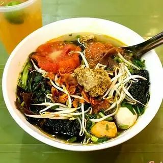 Hình ảnh Bánh đa cua đặc biệt - Bánh đỏ nhỏ