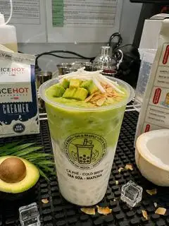 Hình ảnh Bơ già dừa non