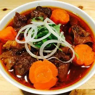 hủ tíu bò kho - 85.000 ₫ tại Phở Bò, Bò Kho & Bún Bò Huế - Trần Hưng Đạo