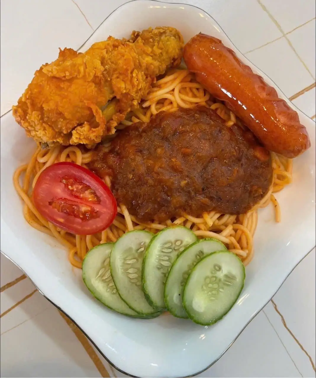 Hình ảnh Combo mỳ Ý - đùi gà - xúc xích