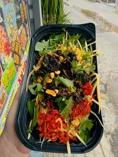 Hình ảnh Gỏi đu đủ khô bò