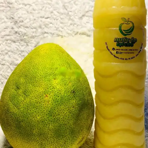 ÉP BƯỞI NƯỚC/ Chai nguyên chất, không đường không đá - 35.000 ₫ tại K&C - Nước Ép Tại Chỗ - Nguyễn Thượng Hiền