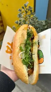 Hình ảnh Bánh Mỳ Thịt Nướng