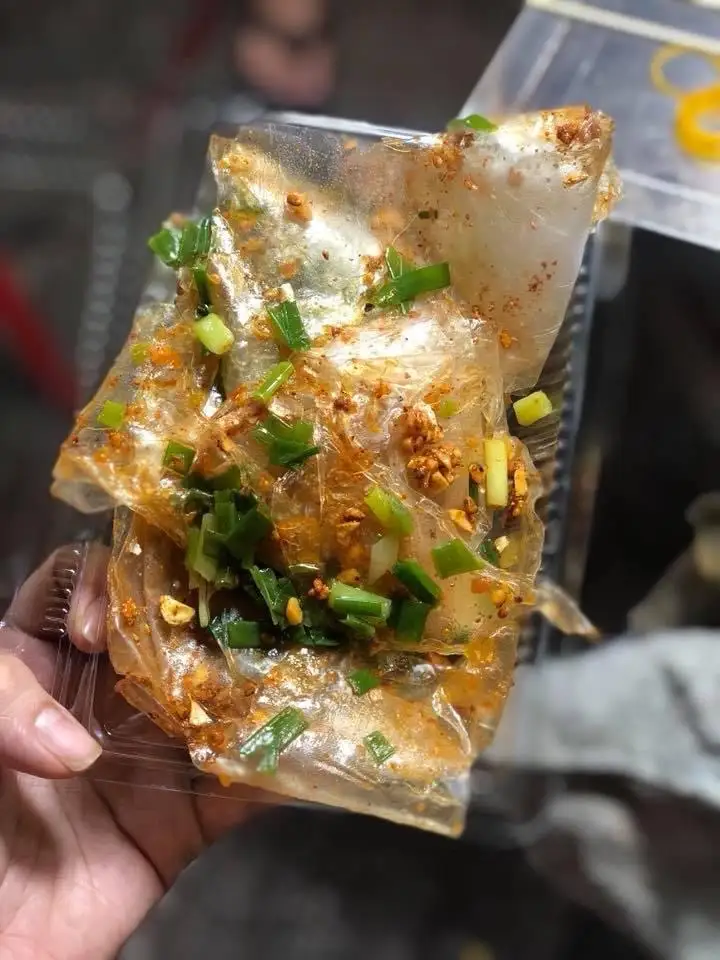 Bánh tráng trộn mỡ hành - 35.000 ₫ tại Bánh Tráng Bena - Cá Viên, Xoài Lắc - Hoàng Dư Khương