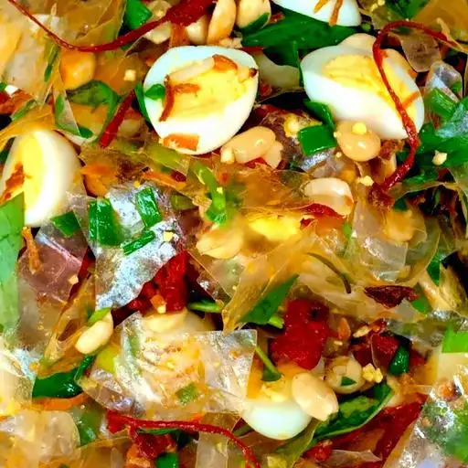  Bánh tráng trộn truyền thống  - 29.000 ₫ tại Bánh Tráng Tỏi Ớt & Bánh Tráng Mỡ Hành Bé Si - Nhật Tảo