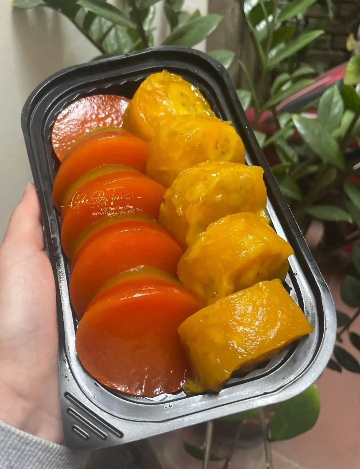 Hình ảnh Bánh 9 tầng mây mix chuối hấp
