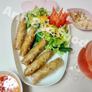 Chả giò thêm ( Nem rán ) ( 1 cây) - 15.000 ₫ tại Anh Beo Food - Bún Thịt Nướng, Nem Chả & Bánh Tráng Trộn - Đào Duy Anh