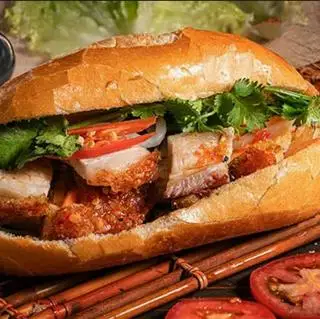 Hình ảnh Bánh mì heo quay