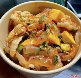 Sứa mix chân gà - 90.000 ₫ tại Ăn Vặt Mỹ Linh - Bánh Tráng Trộn, Chân Gà Sốt Thái & Sứa - Hậu Giang