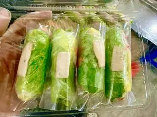 Hình ảnh Set 4 gỏi cuốn thịt luộc