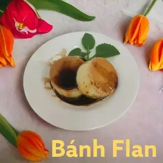 Bánh flan - 23.000 ₫ tại Chè Thập Cẩm & Sinh Tố 142 - Nguyễn Thị Thập