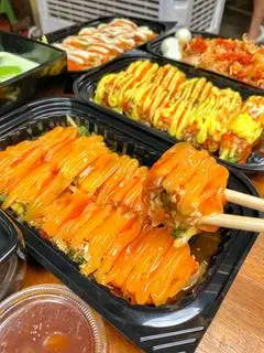 Hình ảnh Bánh Tráng Cuốn Sốt Me Phomai