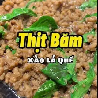 Hình ảnh Cơm Niêu heo bám xào lá thơm