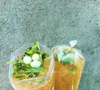 Hình ảnh Bánh tráng sợi khô satế tỏi