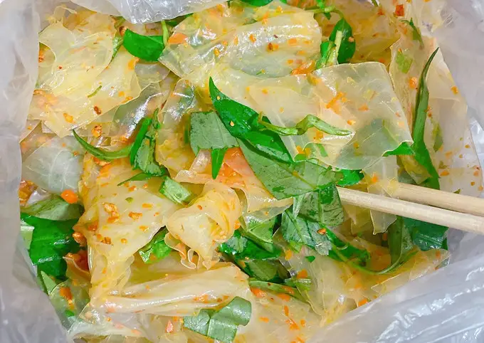 bánh tráng trộn hành phi - bơ - 30.000 ₫ tại Tiệm Bánh Tráng Trộn Ăn Là Ghiền - Lâm Văn Bền