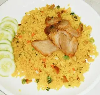 Hình ảnh Cơm chiên xá xíu mặn