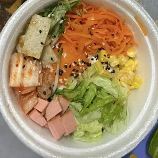 Cơm trộn kim chi truyền thống - 55.000 ₫ tại Samt Korean Food - Tokbokki - Cách Mạng Tháng 8