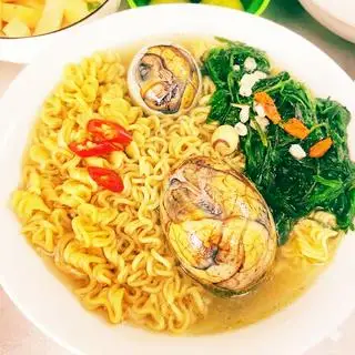 Hình ảnh Combo 2 trứng lộn tần ngải cứu + mì tôm
