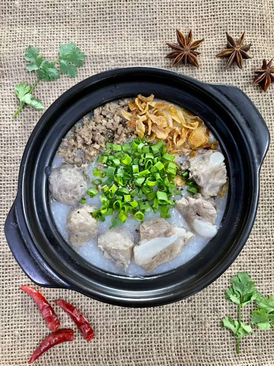 cháo sườn thịt bằm bò viên - 45.000 ₫ tại Cháo Sườn Phong - Đoàn Văn Bơ
