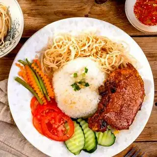 Hình ảnh Cơm Sườn Bì