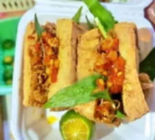 Tàu hủ kẹp rau răm - 25.000 ₫ tại Quán Cơm Chay Má Năm - Nguyễn Thị Minh Khai