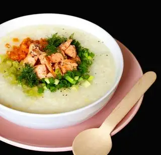 Cháo Cá Hồi - 50.000 ₫ tại Cháo Cay Cô Mai - Võ Duy Ninh