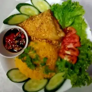 Cơm gà mắm tỏi - 35.000 ₫ tại Út Thơ - Mì Trộn & Cơm Gà - Huỳnh Đình Hai
