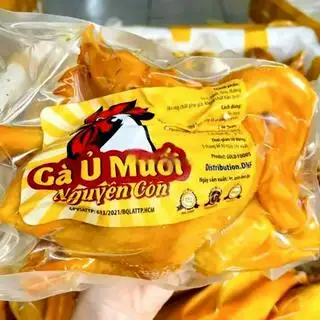 Hình ảnh GÀ Ủ MUỐI NGIYÊN CON ĐẦY ĐỦ(ĂN NÓNG.TẶNG KÈM RAU DƯA.NƯỚC CHẤM THẦN THÁNH)