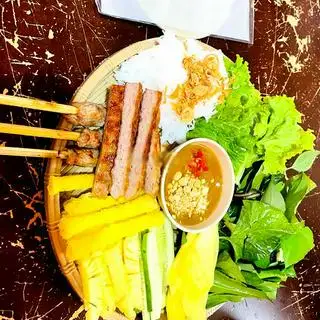 Nem Nướng Đặc Biệt - 75.000 ₫ tại Nem Nướng Nha Trang Rincy - Trần Quang Diệu