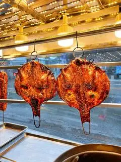Hình ảnh Vịt quay da giòn (nửa con)