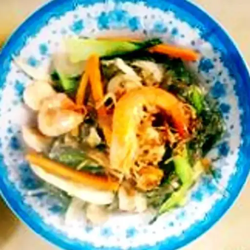 Miến xào hải sản - 60.000 ₫ tại Toàn Ký - Cơm Gà & Mì Xào Giòn - Vạn Kiếp