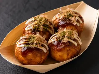Takoyaki nhân bạch tuộc - 4 viên pcs (octopus) - 25.000 ₫ tại Takoyaki UMI - Bánh Bạch Tuộc Bason - Vinhome Golden River