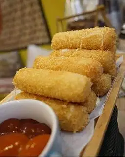 Hình ảnh 2 phomai que 