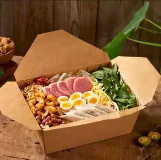 Bánh tráng trộn FULL TOPPING (phần 1-2 người) - 70.000 ₫ tại Chóp Chép - Bánh Tráng Trộn Tóp Mỡ Lòng Đào - Lê Lai