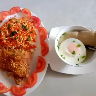 Mì trộn gà 2 - trứng - chả - 50.000 ₫ tại Út Thơ - Mì Trộn & Cơm Gà - Huỳnh Đình Hai