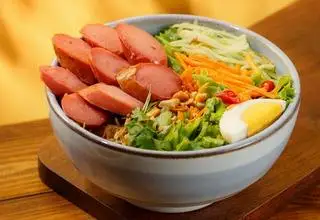 Hình ảnh Bún Trộn Xúc Xích