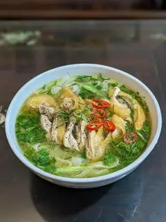 Hình ảnh Phở gà đặc biệt