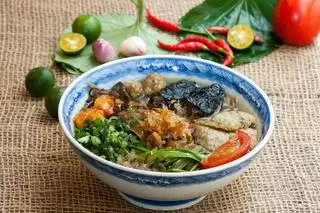 Hình ảnh Bánh đa cua chả
