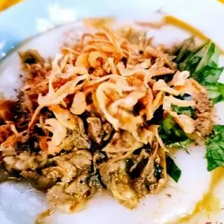 Hình ảnh Cháo trai đầy đủ suất lớn kèm quẩy