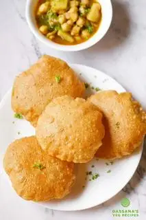 189. Puri (2 pieces) - 59.000 ₫ tại Atithi Indian Vegetarian Restaurant - Lý Tự Trọng