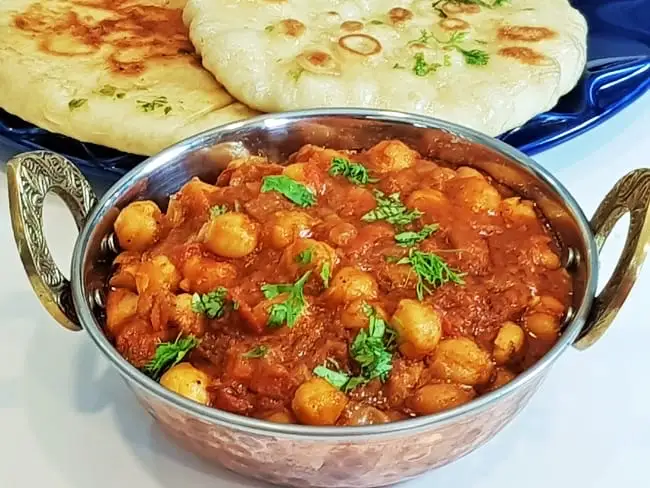 Hình ảnh Chole masala / Cà ri đậu gà Chole