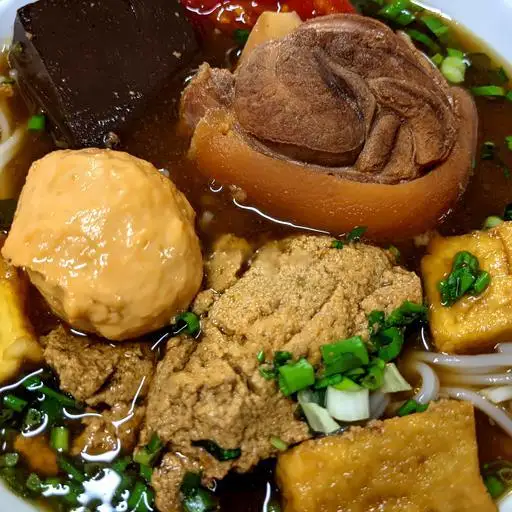 Bún Riêu Giò Heo  ,Mọc  - 68.000 ₫ tại Bún Riêu Nguyễn Cảnh Chân - Trần Hưng Đạo