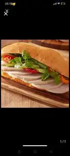 Hình ảnh bánh mì chả lụa muối tiêu