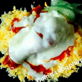 Hình ảnh Cơm đảo đùi gà sốt bbq phủ phomai