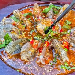 Tôm sống sốt thái - 189.000 ₫ tại Tiệm Hải Sản Cua Cay The Spicy Crab - Cô Giang