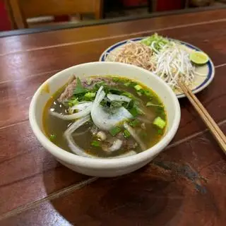 Chén thịt thêm - 30.000 ₫ tại Bún Bò Huế Chú Mập - Cách Mạng Tháng Tám