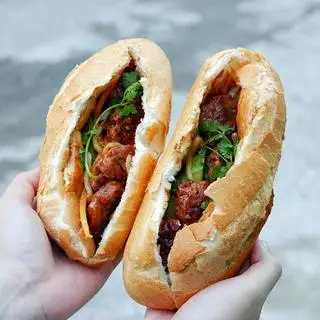 Hình ảnh Bánh Mì Nem Nướng 